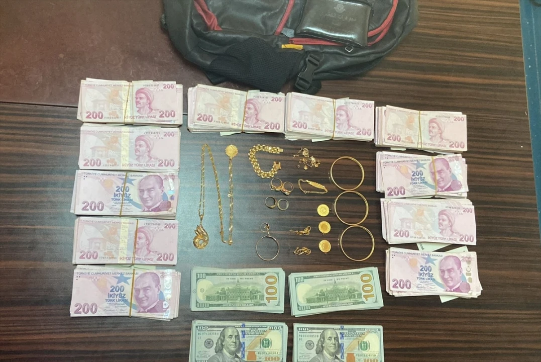 Adana'da Şok! Dolandırıcılar Para ve Altınları Çalan Çiftin Kabusu Oldu