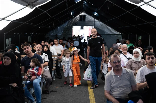 Suriye'ye Dönüş Yolculuğu: Suriyeliler 8 Yıl Sonra Neler Söy...