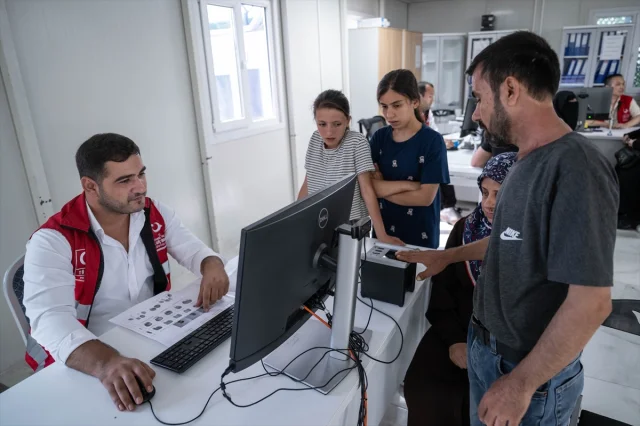 Suriye'ye Dönüş Yolculuğu: Suriyeliler 8 Yıl Sonra Neler Söylüyor?