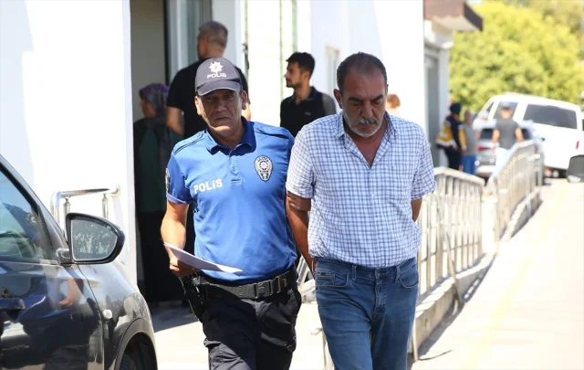 Adana'da Trafik Kazası Sonrası Şok: Taksici Tutuklandı