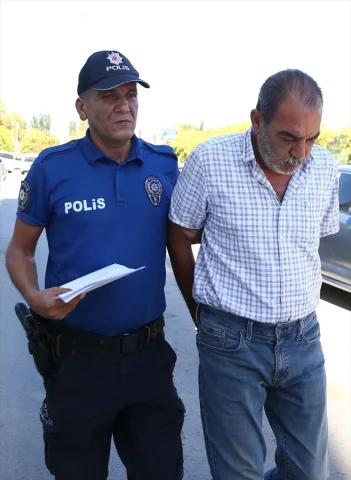 Adana'da Trafik Kazası Sonrası Şok: Taksici Tutuklandı