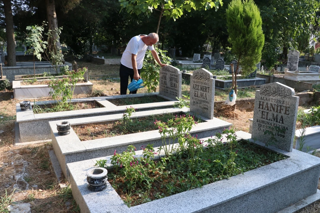 Marmara Depremi'nin İzlerini Sırtında Taşıyan Adamın Hikayesi: Alaattin Elma