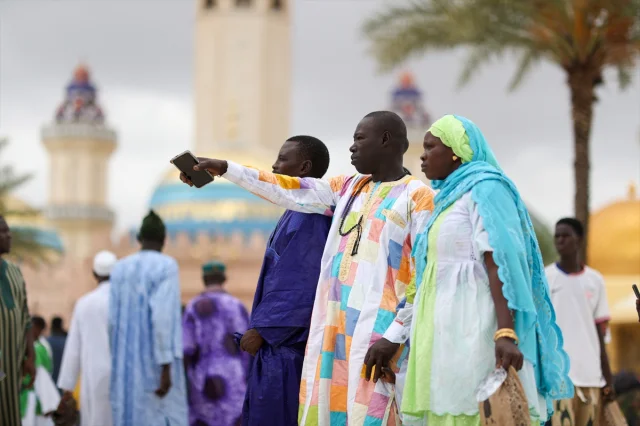 Senegal'de Milyonlar "Büyük Magal" İçin Toplandı: Dev Anma Etkinliği