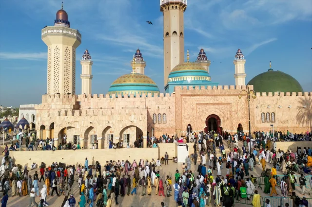 Senegal'de Milyonlar "Büyük Magal" İçin Toplandı: Dev Anma Etkinliği