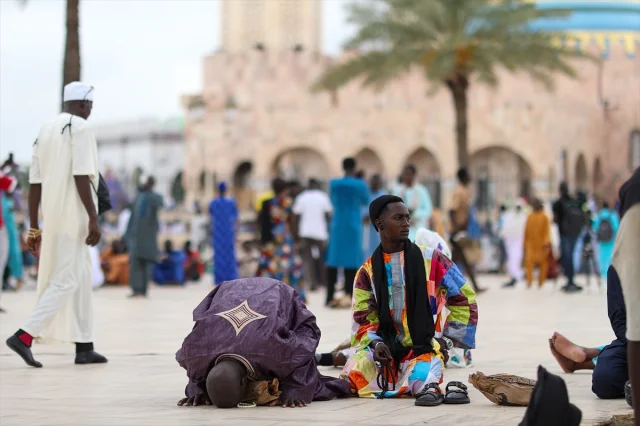 Senegal'de Milyonlar "Büyük Magal" İçin Toplandı: Dev Anma Etkinliği