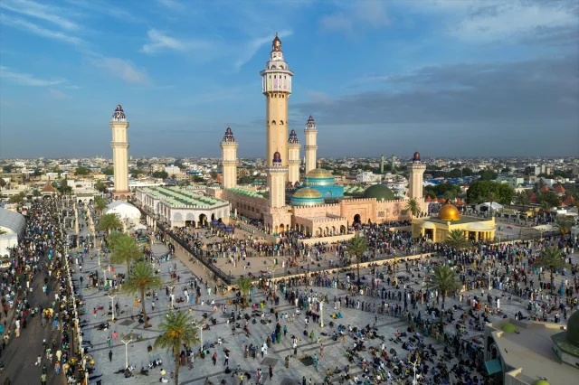 Senegal'de Milyonlar "Büyük Magal" İçin Toplandı: Dev Anma Etkinliği