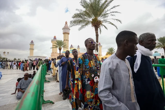 Senegal'de Milyonlar "Büyük Magal" İçin Toplandı: Dev Anma Etkinliği