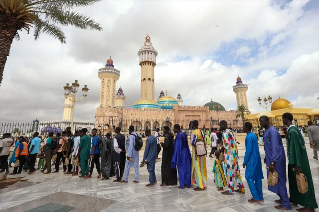 Senegal'de Milyonlar "Büyük Magal" İçin Toplandı: Dev Anma Etkinliği