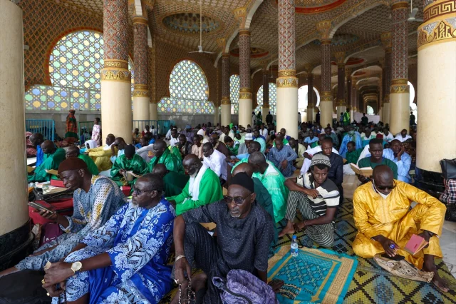 Senegal'de Milyonlar "Büyük Magal" İçin Toplandı: Dev Anma Etkinliği