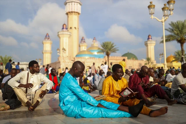 Senegal'de Milyonlar "Büyük Magal" İçin Toplandı: Dev Anma Etkinliği