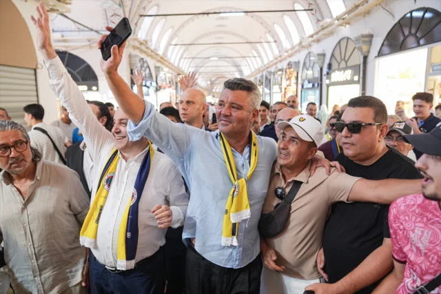 Sadettin Saran'ın Kapalıçarşı Ziyareti Fenerbahçe Taraftarının Desteğiyle Coştu