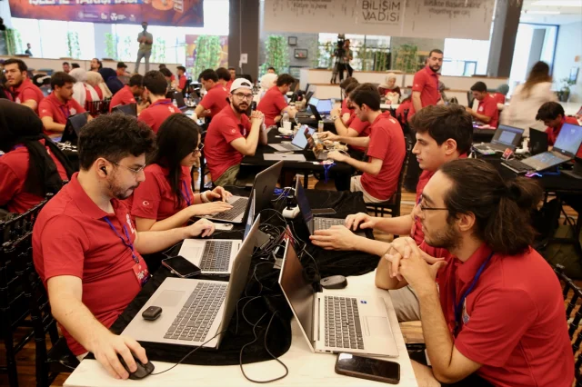 TEKNOFEST'te Türkçe Doğal Dil İşleme Yarışması Nefes Kesti