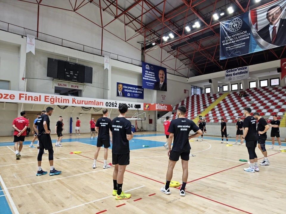  Gebze Belediyespor Efeler Ligi’nde İlk Günden İddialı Başladı