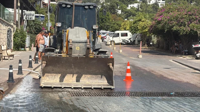 Bodrum'da Su Hatları Alarm Veriyor: İkinci Büyük Patlama Ne Anlama Geliyor?