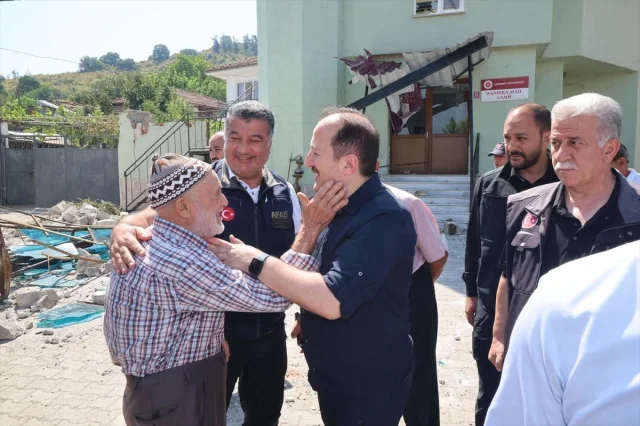 Sındırgı'daki Depremin Ardından Bölgedeki Çalışmalar Titizlikle Devam Ediyor