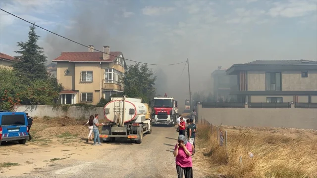 Çorlu'da Korkutan Yangın Herkesi Tedirgin Etti