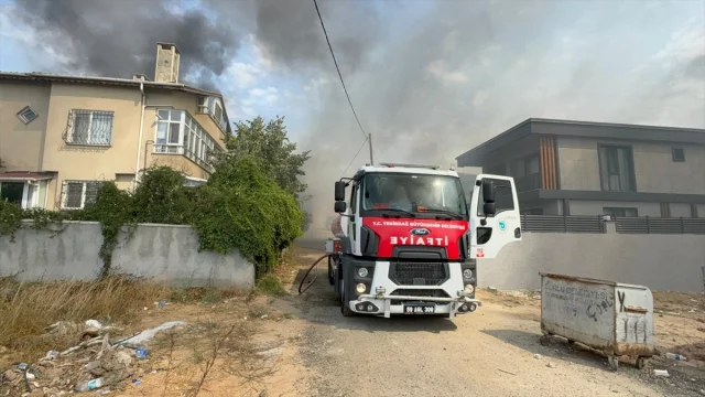 Çorlu'da Korkutan Yangın Herkesi Tedirgin Etti