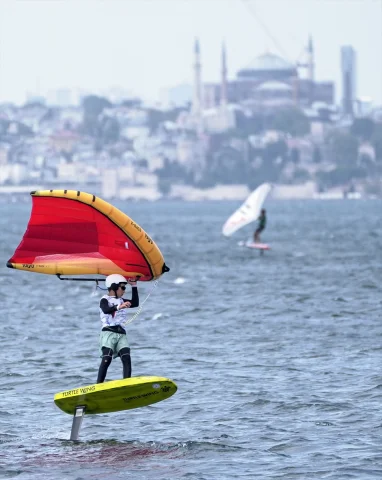 İstanbul'da Rüzgarın Efendileri Audi Wingfoil Racing Dünya Kupası'nda Yarışıyor