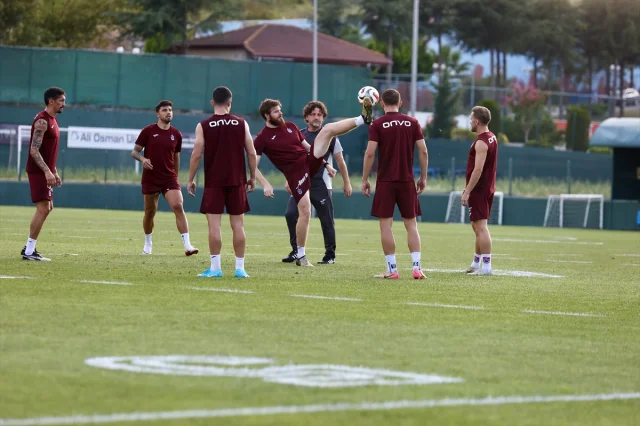 Trabzonspor Kasımpaşa Maçına Hazırlanırken Sürpriz Gelişmeler Yaşandı