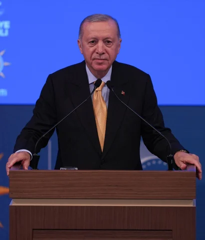 Erdoğan'dan Kararlılık Mesajı AK Parti Daha Güçlü Yarınlara Hazırlanıyor
