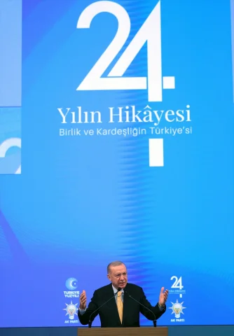 Erdoğan'dan Kararlılık Mesajı AK Parti Daha Güçlü Yarınlara Hazırlanıyor