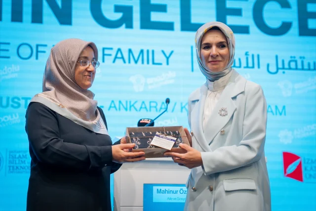 Aile Yapısı Tehlikede: Bakan Göktaş'ın Çarpıcı Uyarıları