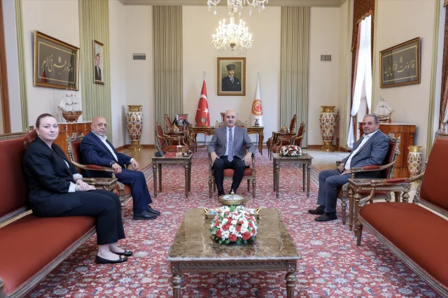 TBMM ve HAK-İŞ Zirvesi: İşçi Hakları Masaya Yatırıldı