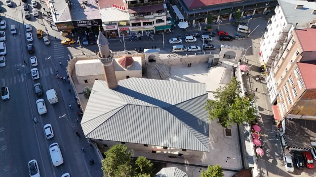 Sivas'taki Tarihi Cami Yeniden Açılıyor: Restorasyonun Ardın...