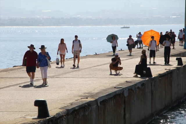 Oosterdam Kruvaziyeri Alanya'yı Coşturdu: Turist Akını Başladı