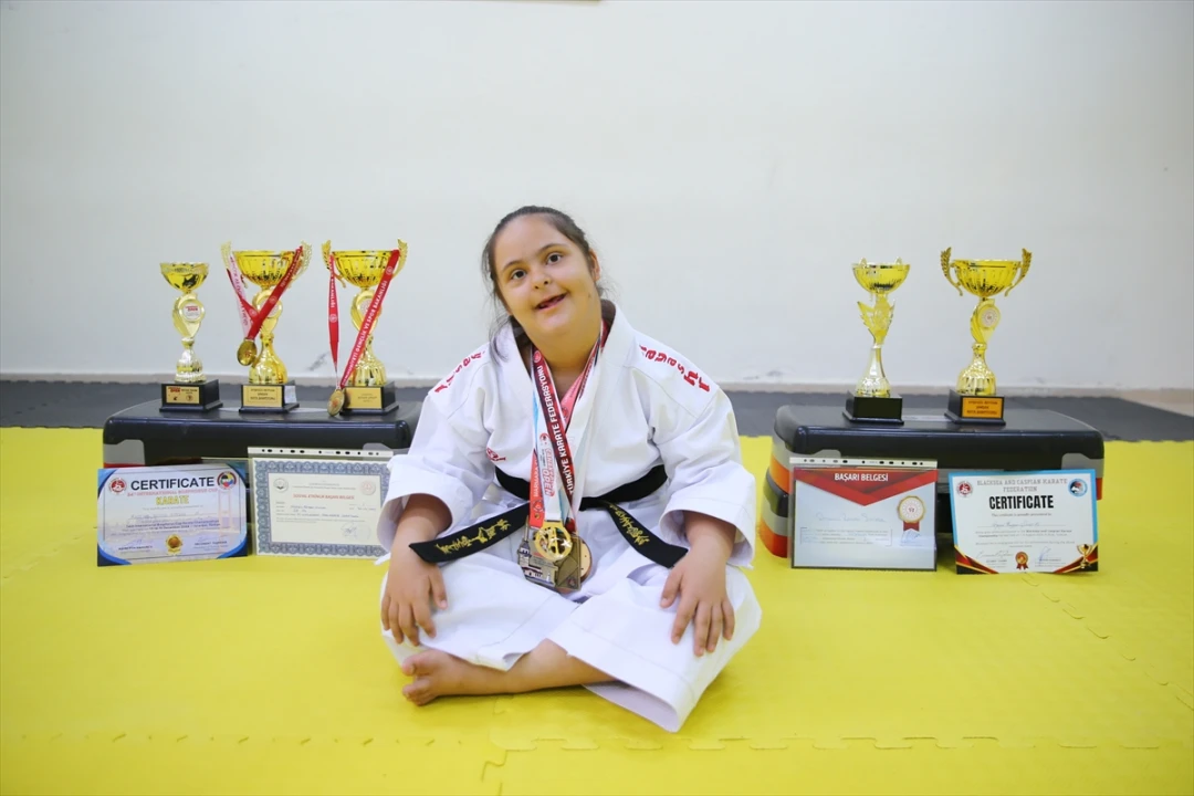 Down Sendromlu Karateci Milli Forma Hayalini Kovalıyor