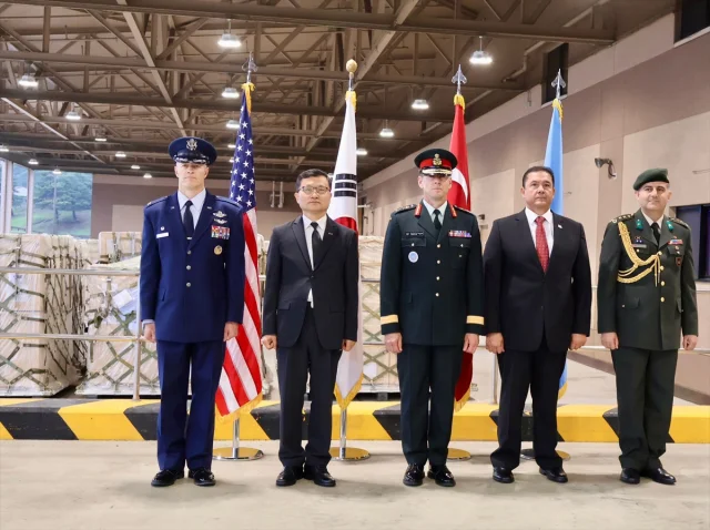 75 Yıl Sonra Kore'den Gelen Türk Kahramanları: Kimlikler Bel...