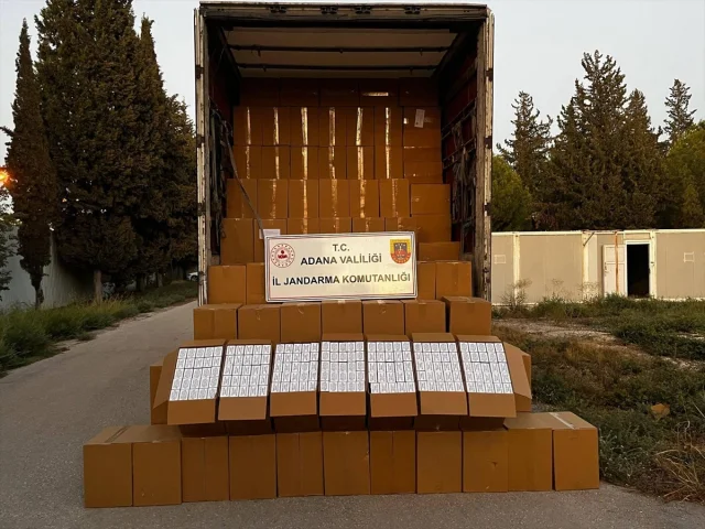 Adana'daki Dev Operasyonda Milyonlarca Kaçak Makaron Bulundu