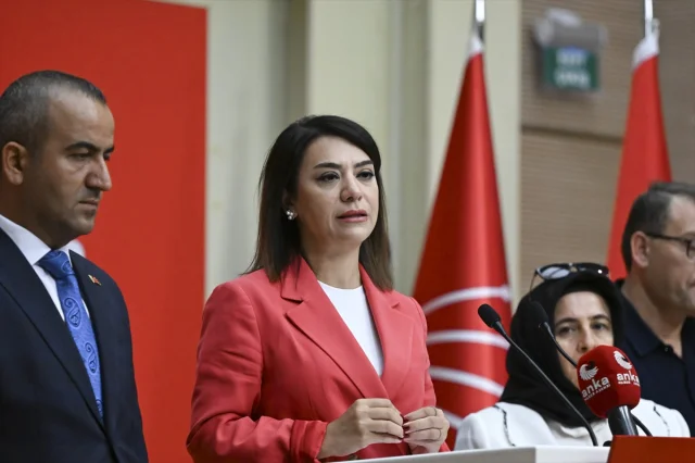 Turizm Çalışanlarının Mola Hakkı Tartışma Yaratıyor