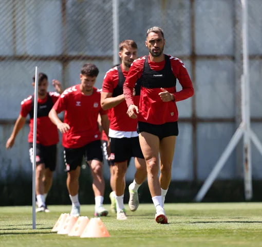 Sivasspor ve Bodrum FK'nın Heyecan Dolu Maç Öncesi Hazırlıkları Tam Gaz Devam Ediyor