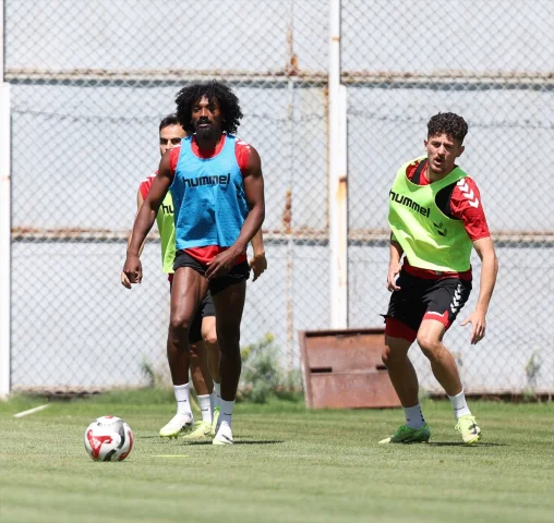 Sivasspor ve Bodrum FK'nın Heyecan Dolu Maç Öncesi Hazırlıkları Tam Gaz Devam Ediyor
