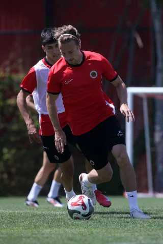Gençlerbirliği Antalyaspor Maçına Nasıl Hazırlanıyor? Taktikler, Stratejiler ve Detaylar