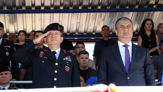 Karabük'te Heyecan Dolu Mezuniyet: 1619 Uzman Erbaş Jandarma ve Sahil Güvenlik'e Katıldı