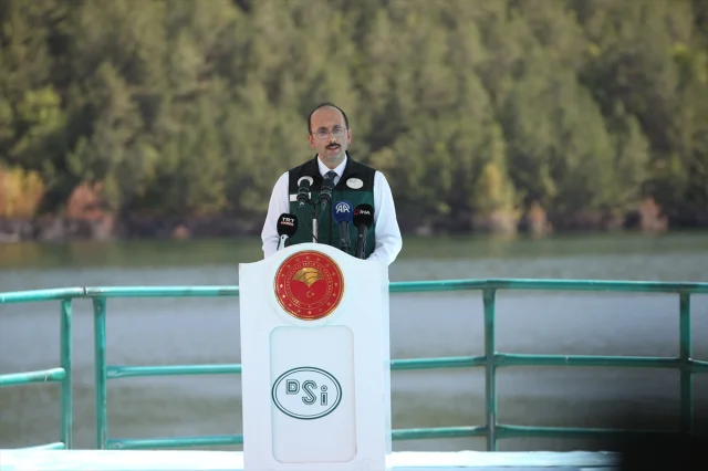 Bakan Yumaklı'nın Çarpıcı Açıklamaları: Orman Yangınları ve Su Krizi Kapıda mı?