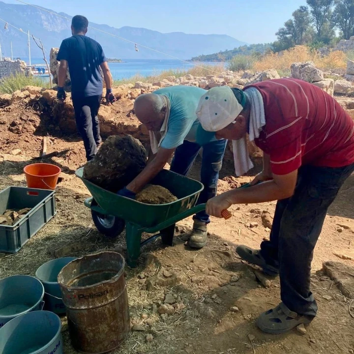 Marmaris'te Kedreai Antik Kenti Gizemleri Ortaya Çıkıyor