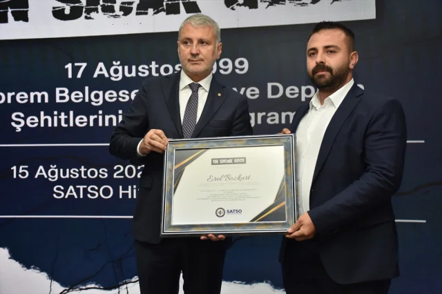 Sakarya'nın Deprem Acıları Yeniden Gündemde: "17 Ağustos Anma Gecesi" Unutulmaz Anlarla Dolu