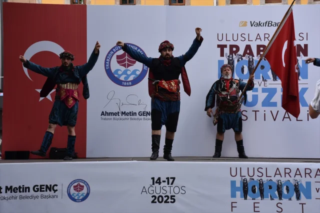Trabzon'da Dünya Barışına Horonlu Çağrı