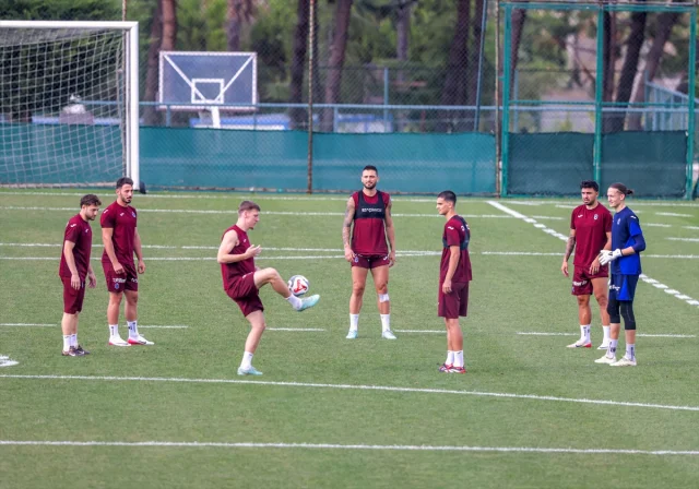 Trabzonspor'un Süper Lig'deki Zorlu Sınavı Öncesi Hazırlıkla...