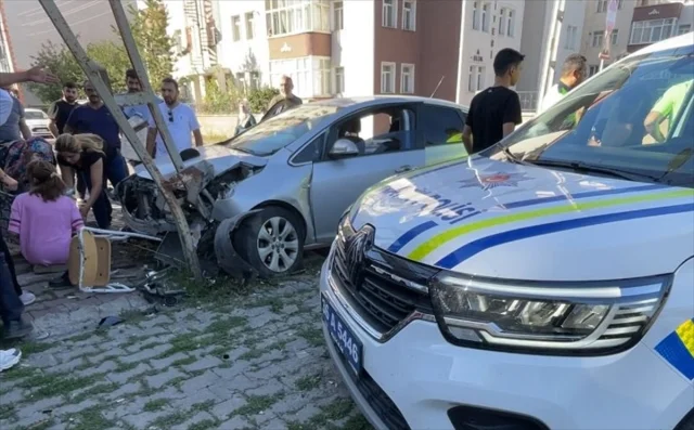Kars'ta Nefes Kesen Takip Sonrasında Meydana Gelen Kaza Herkesi Şoke Etti