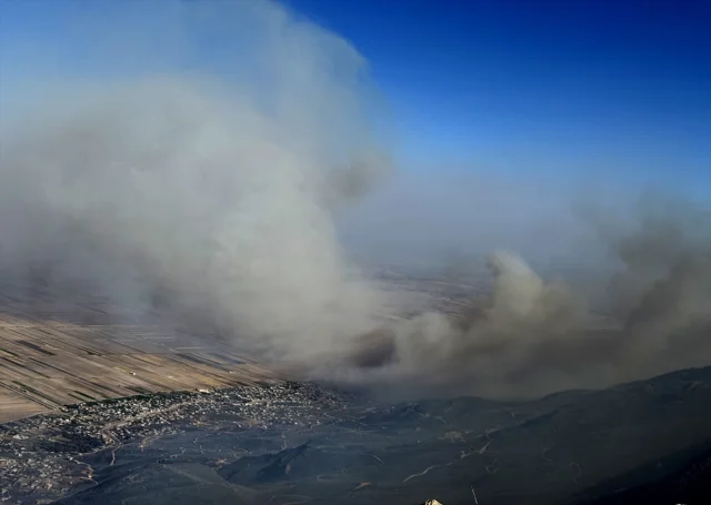 Suriye Yanıyor: Bakan Salih'ten Son Duruma İlişkin Çarpıcı A...