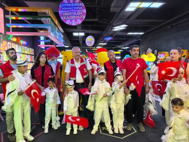 Bingöl'de Renkli Sünnet Şöleni: 15 Çocuğa Özel Unutulmaz Anlar