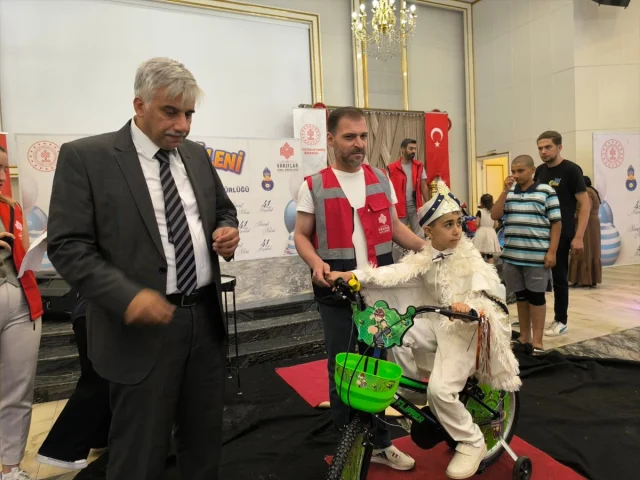 Bingöl'de Renkli Sünnet Şöleni: 15 Çocuğa Özel Unutulmaz Anlar