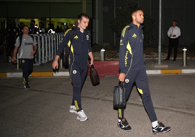 Fenerbahçe'nin İzmir Yolculuğunda Taraftar Coşkusu