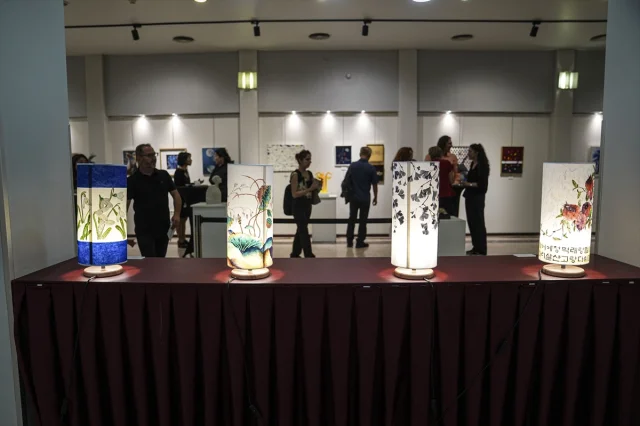 Güney Kore'nin Kurtuluşunun 80. Yılına Etkileyici Kutlama: A...