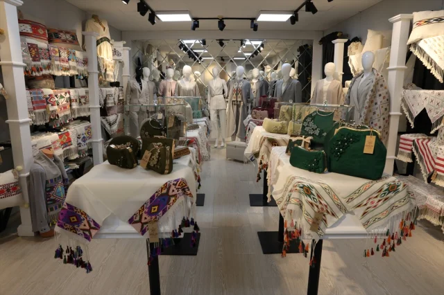 Kenevir Dokumacılığı: Samsun'da Yeniden Hayat Bulan Bir Zana...