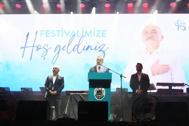 Sadık Yıldız: Günümüz Türkiye'sine Bakış